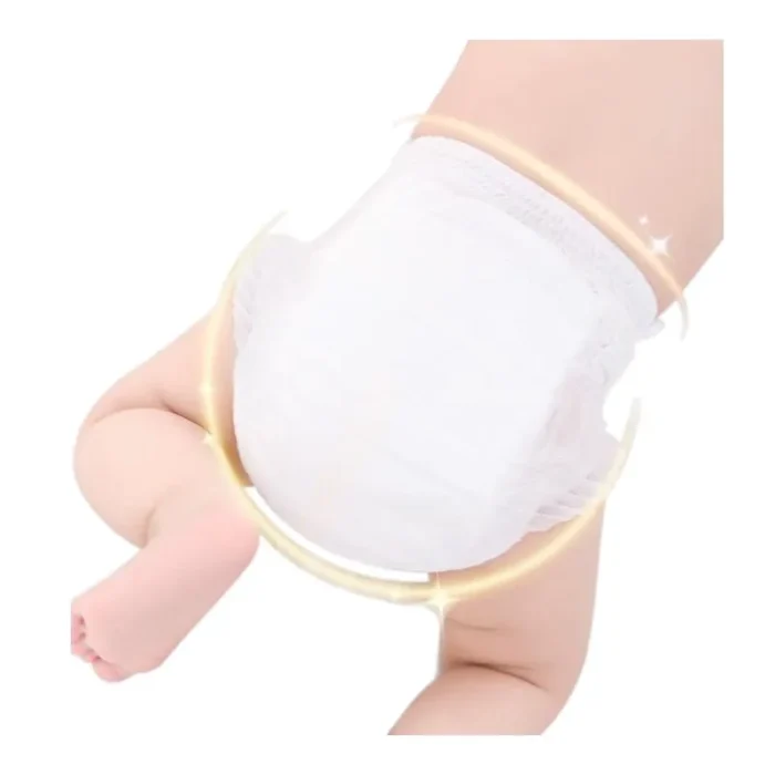 Ang Q-shape Baby Pants ay nagpapakinang sa diapered baby na ito na may banayad na glow.