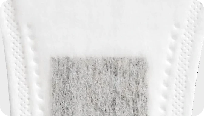 Bahagyang close-up ng sanitary napkin na walang pattern